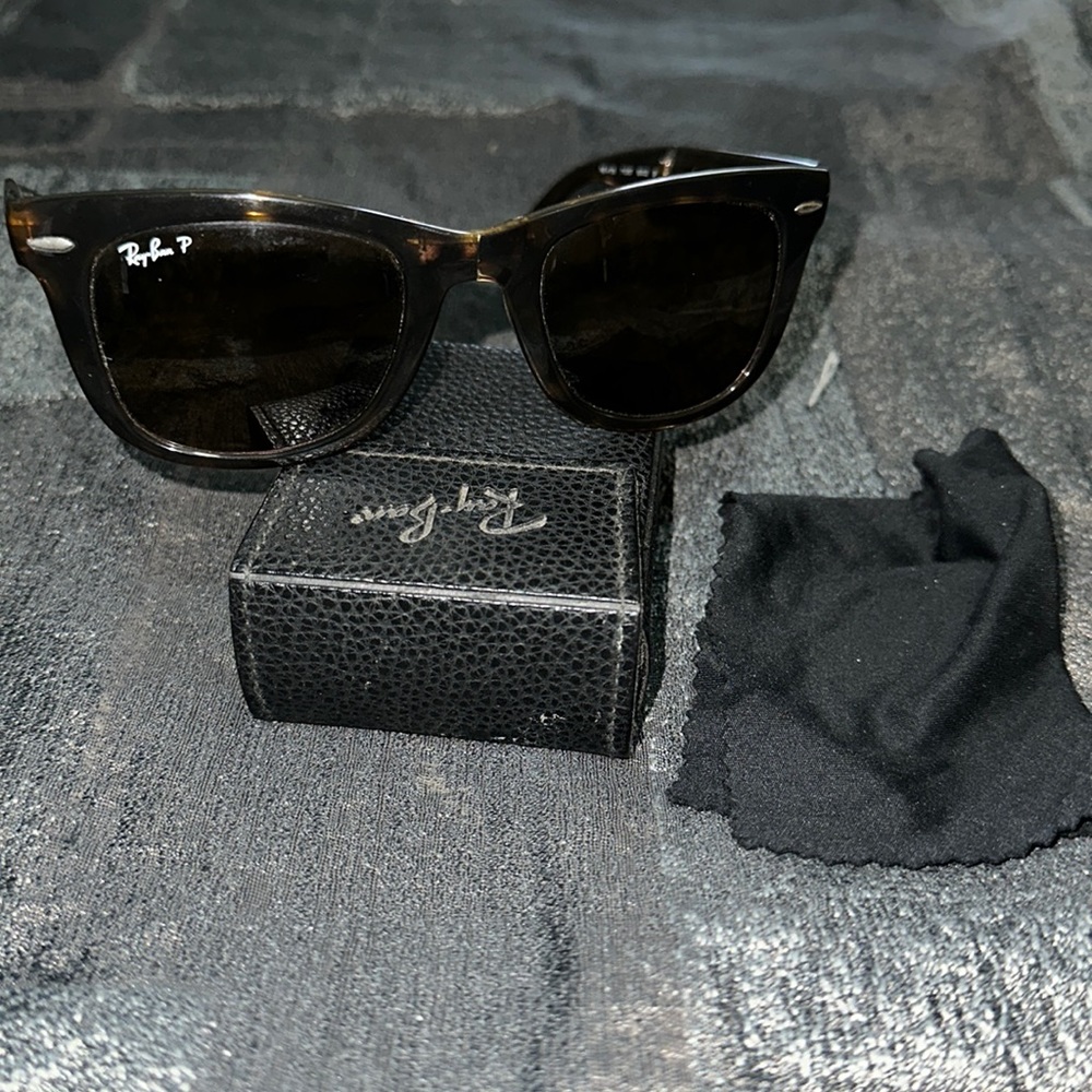 Ray bans